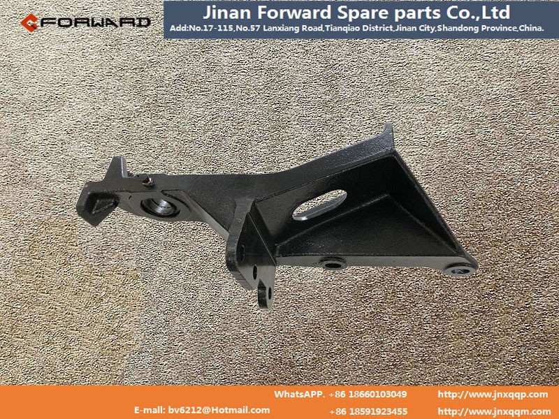 DZ14251430065,Front hanging left support,济南向前汽车配件有限公司