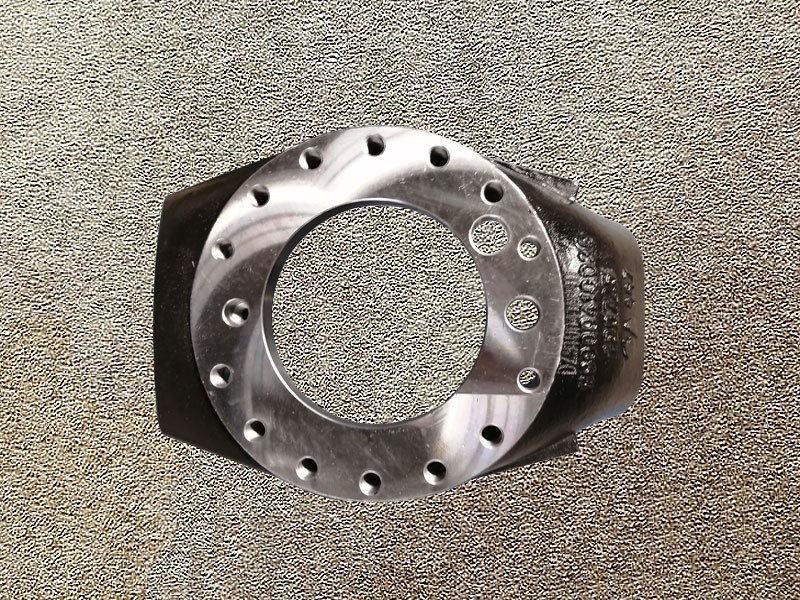 DZ9100410039/40,Steering drive axle knuckle,济南向前汽车配件有限公司