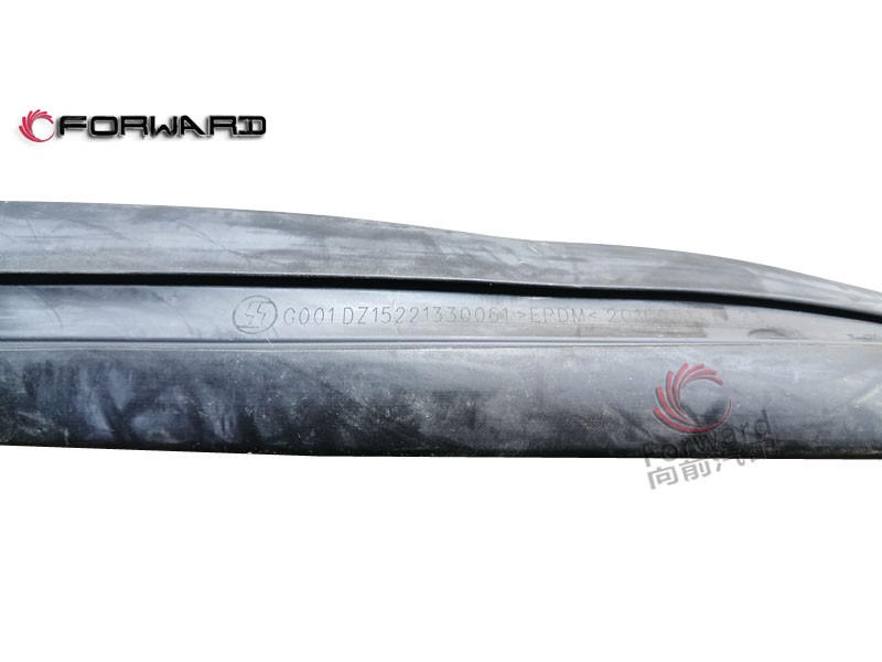 DZ15221330061 右车门玻璃泥槽,Right door window glass groove,济南向前汽车配件有限公司