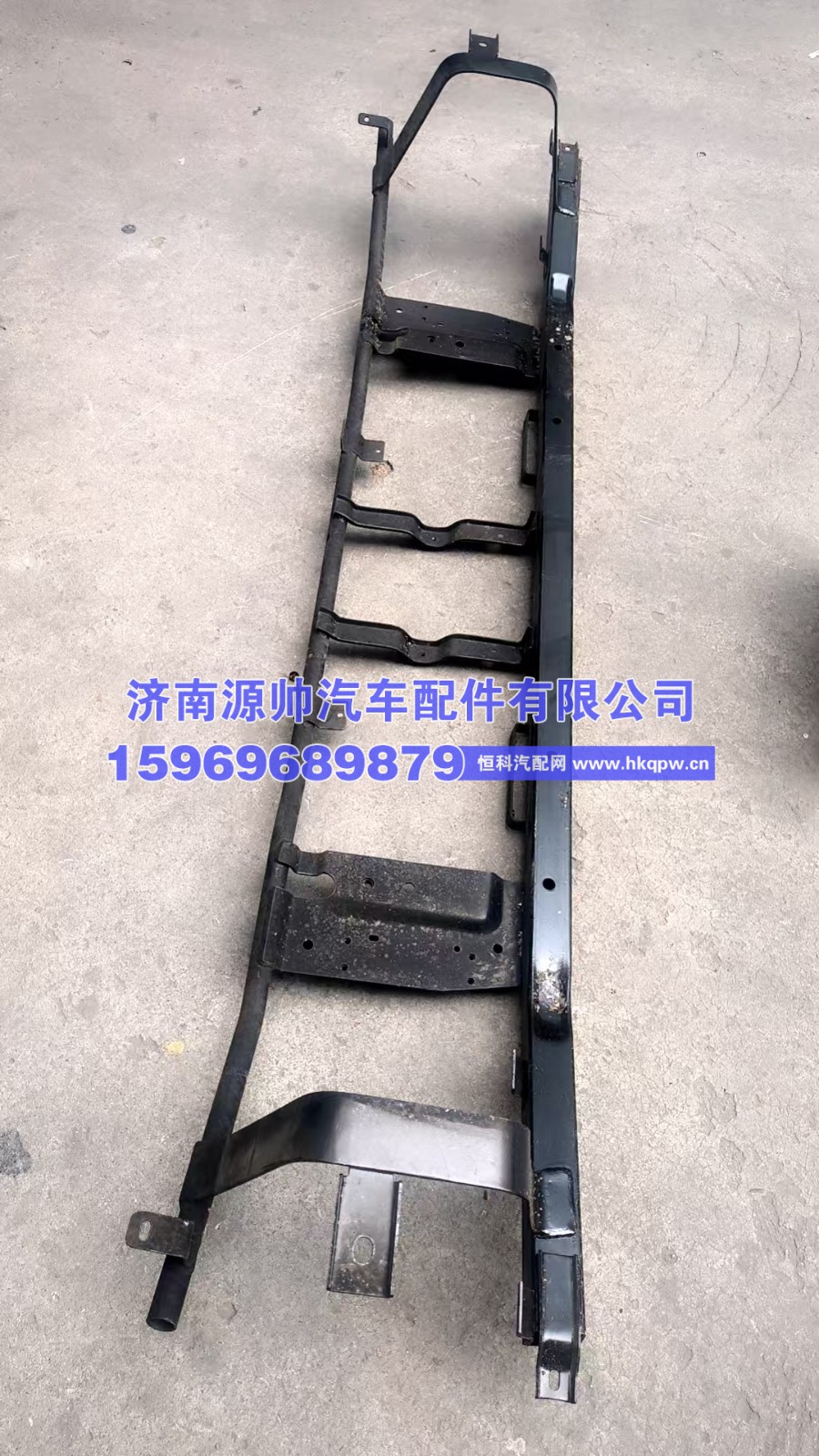 德龙L3000保险杠安装骨架配分体杠 DZ98149620048