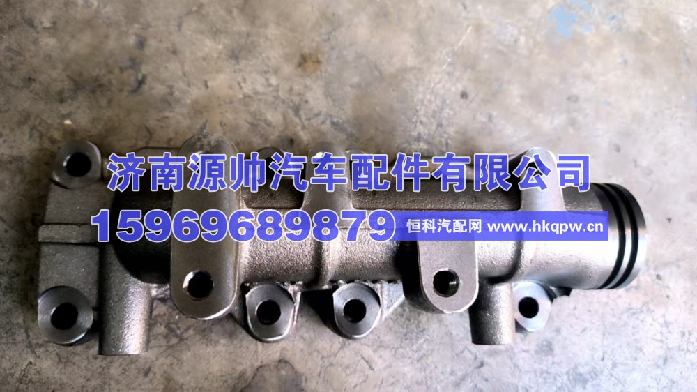 重汽曼前排气支管 081V08102-0161