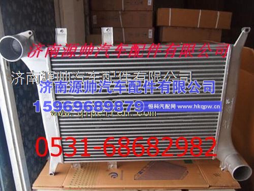 重汽大豪沃中冷器