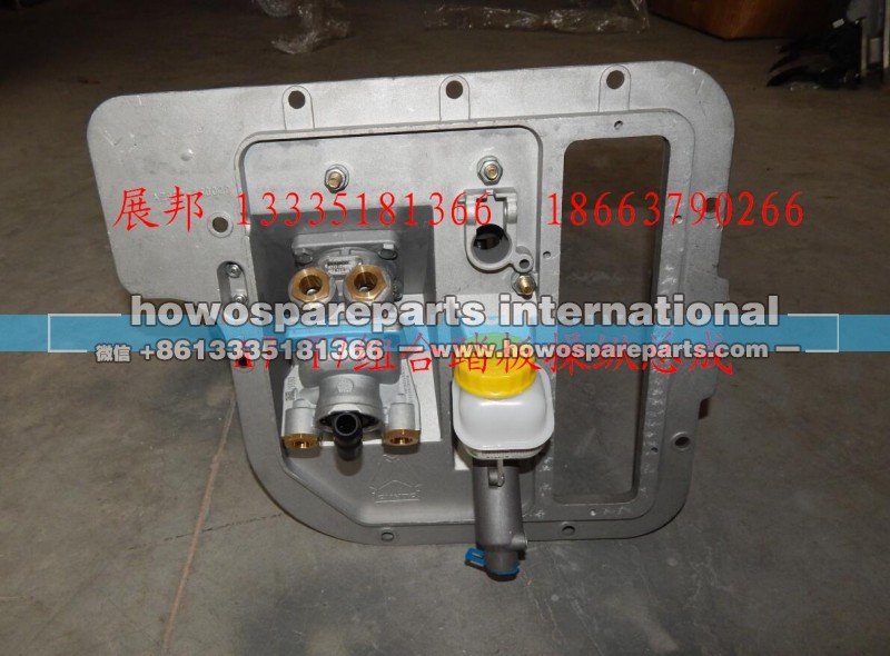 AZ9925360108,组合踏板操纵总成(高地板驾驶室/MAN发动机/出口) R,济南冠泽卡车配件营销中心