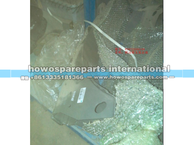 WG9725550108,燃油箱支架总成,济南冠泽卡车配件营销中心
