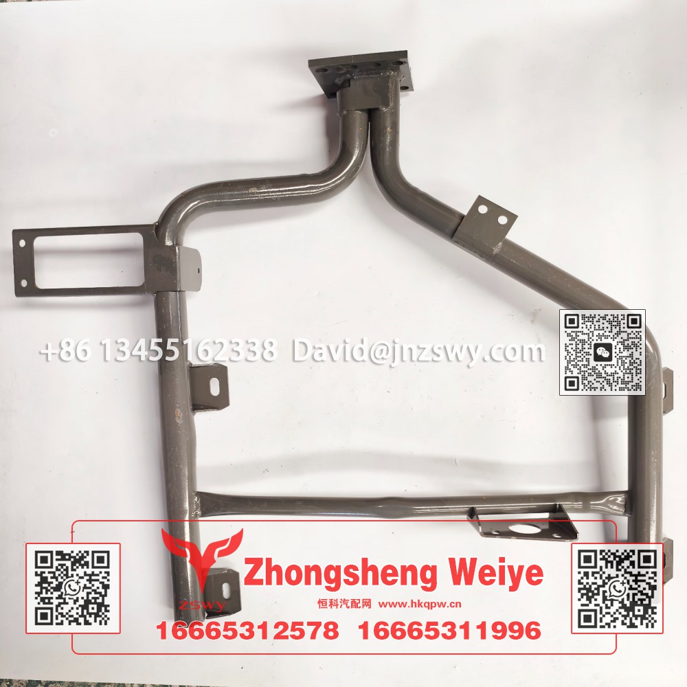 WG1671230504豪沃E7-N7右挡泥板支架 76×9×13 7.3kg