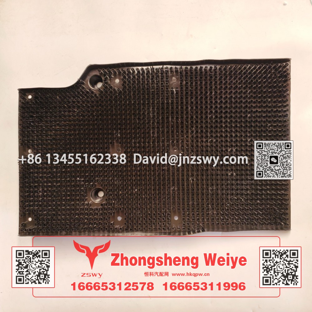 WG1671230536豪沃E7-N7右雨帘 69×43×5 1.1kg