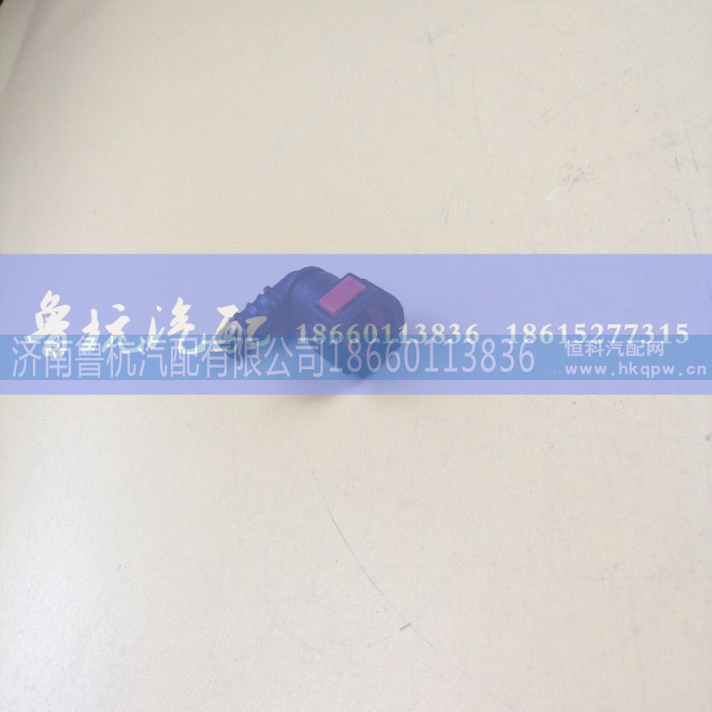 ,尿素接頭9.49-10x8彎,濟(jì)南魯杭汽配有限公司