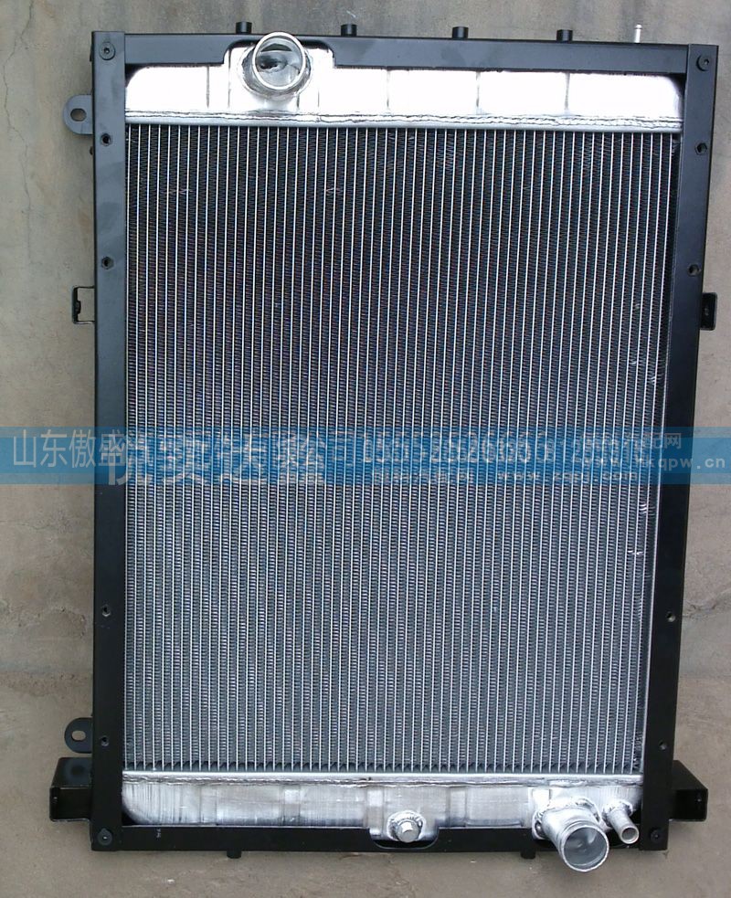 46v,水箱散熱器46Ⅴ高845寬620上左50下右50,山東傲盛汽車配件有限公司
