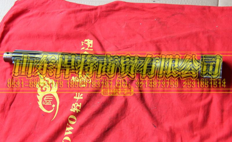 3502Q82-032,HOWO豪沃輕卡凸輪軸右,山東悍將商貿有限公司