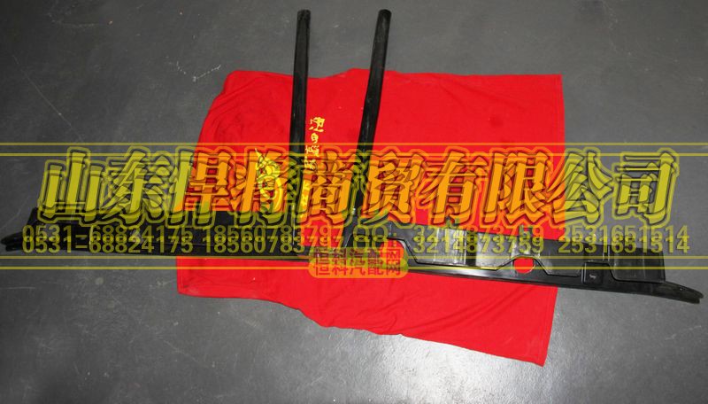 LG1612110031,HOWO豪沃轻卡中体流水槽,山东悍将商贸有限公司