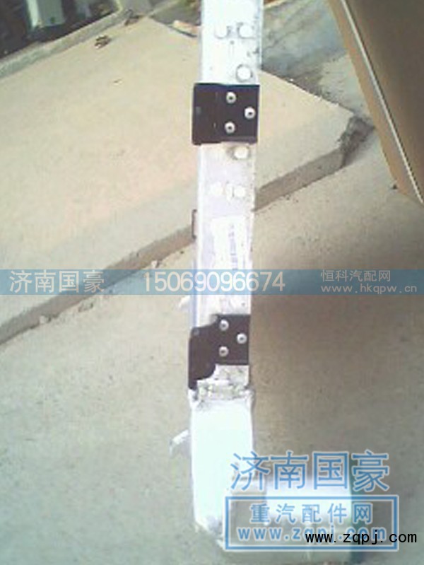 WG9725530270,中冷器,济南鼎立兴丞汽车配件有限公司