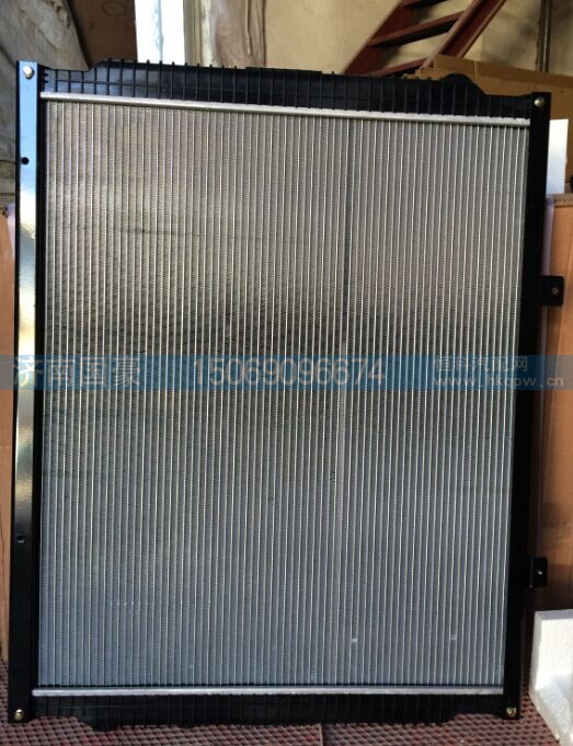 DZ95259532213,散热器,济南鼎立兴丞汽车配件有限公司