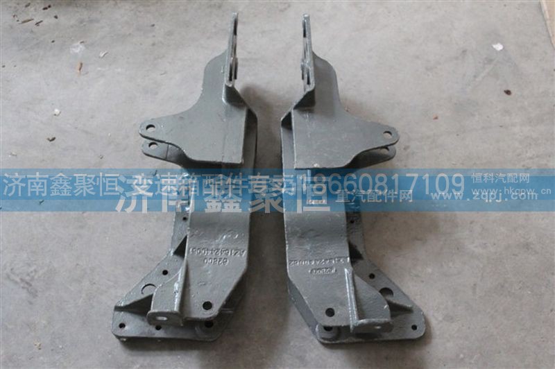 1642448081,HOWO 液壓鎖下支架 左,濟(jì)南鑫聚恒汽車配件有限公司