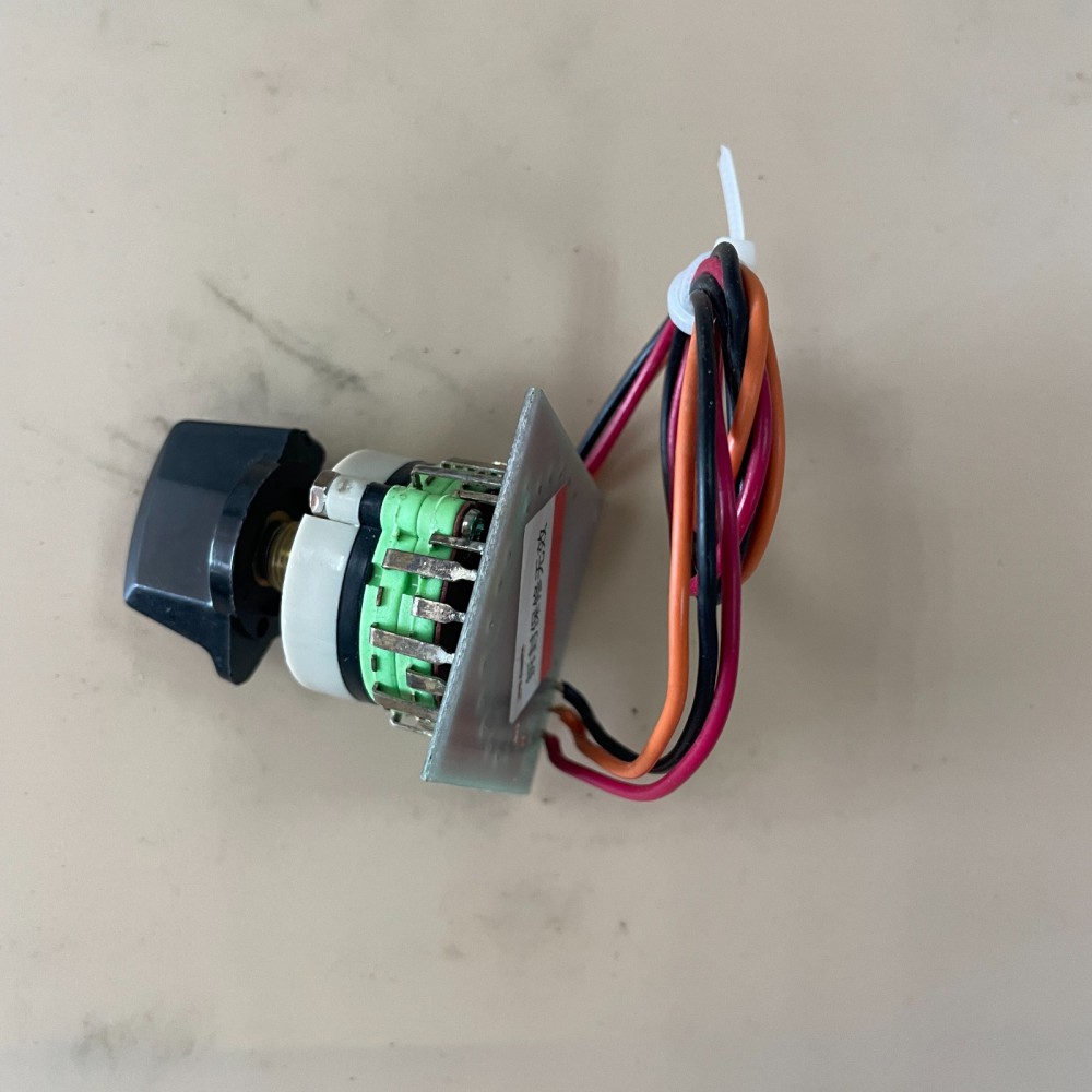 05767299 开关 副厂 单重0.1kg