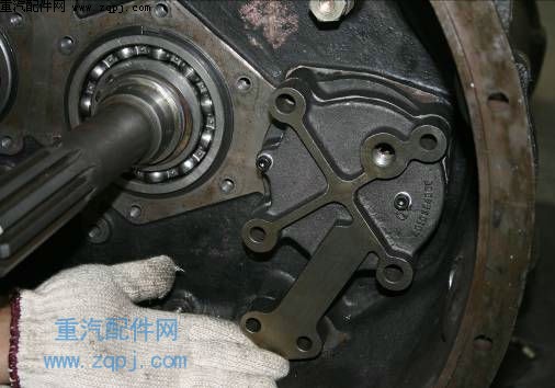 变速箱总成的装配(二)