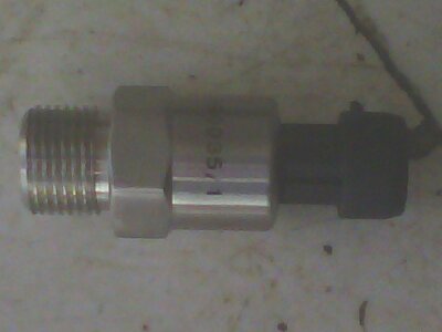 VG1540090035,电子式机油压力传感器(HW共轨欧3),浙江瑞安重汽配件销售中心