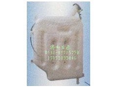 SZ9125530055,豪骏、德龙膨胀水箱,济南市铭卡汽车配件配件厂