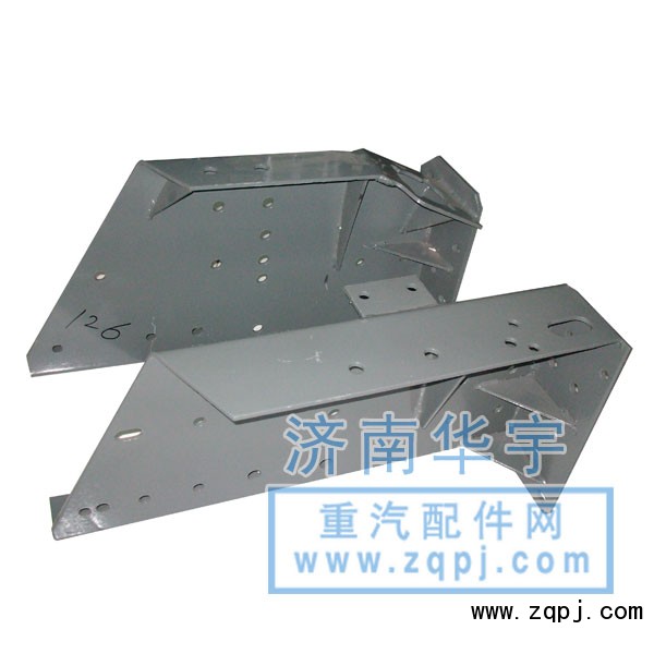 NZ9525930126,豪运配件 保险杠托架,济南金航建汽车配件销售中心