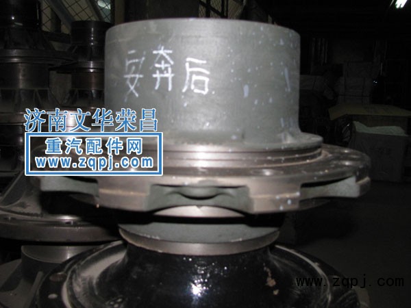 ,4BZ轮毂,济南文华荣昌欧曼配件经销处