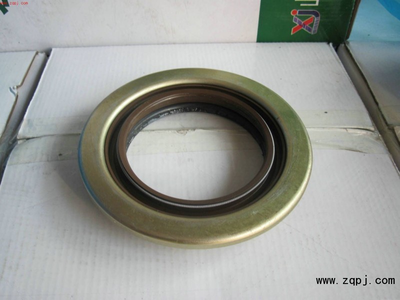 WG9231320001,角齿油封,济南佃舍汽车配件有限公司