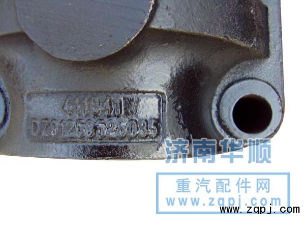 199114529935,平衡轴壳,济南泉卡动力汽车配件有限公司