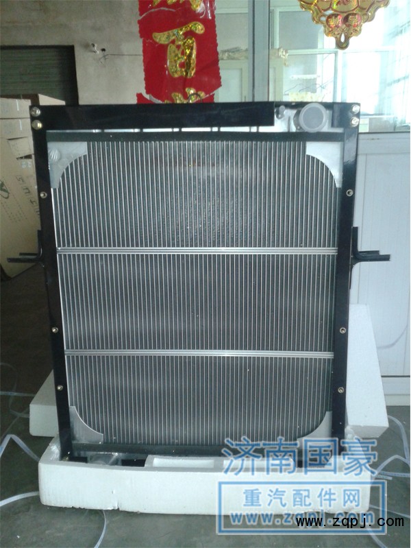 1125113106001,中冷器水箱,济南鼎立兴丞汽车配件有限公司
