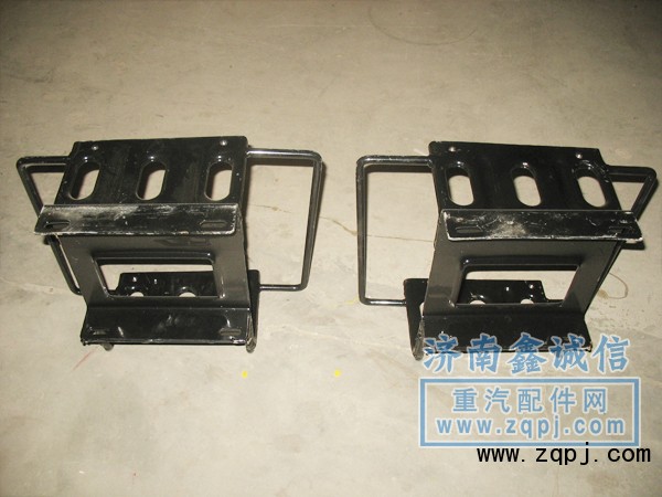 德龍M3000上車踏板護罩支架PW10G/53/PW10G/53