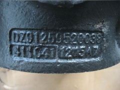 DZ91259520038,德龙F3000平衡轴壳,济南瑞莱特汽车零部件有限公司