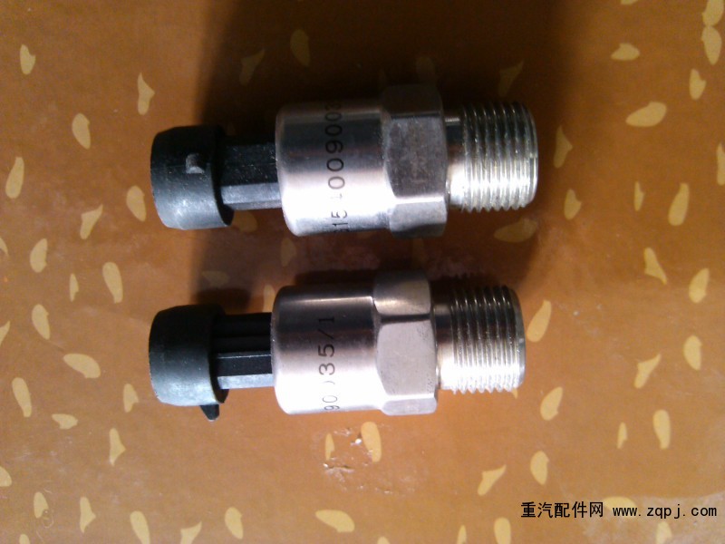 VG1540090035,机油压力传感器,济南联翱重卡汽配销售公司
