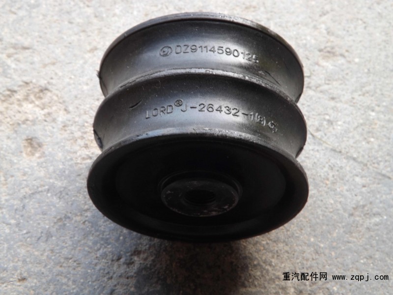 DZ9114590125,,济南博通重汽备件库