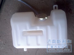 ,斯太尔/奥龙膨胀水箱,济南新利和汽车配件有限公司