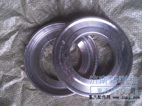 ,STR后轮油封座圈,济南新利和汽车配件有限公司