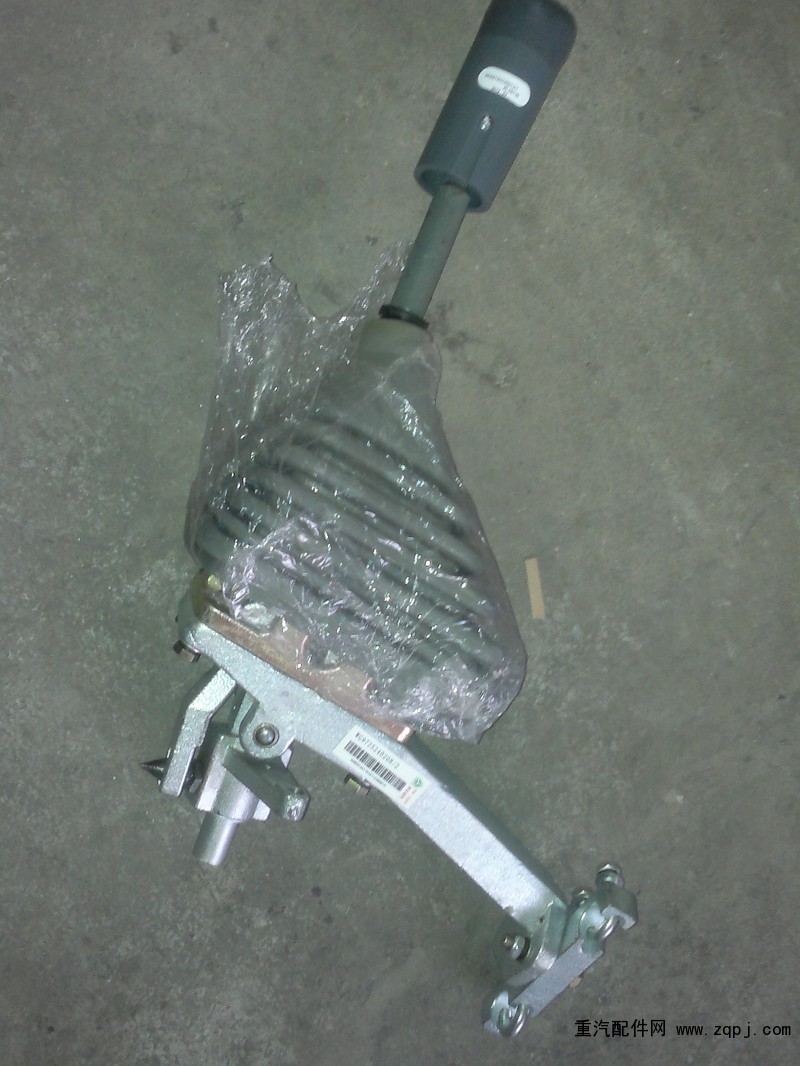 WG9716240010，WG9719240031,换档杆操纵器,济南鑫联发汽配销售中心（邢台科工重型汽车零部件有限公司济南办事处）