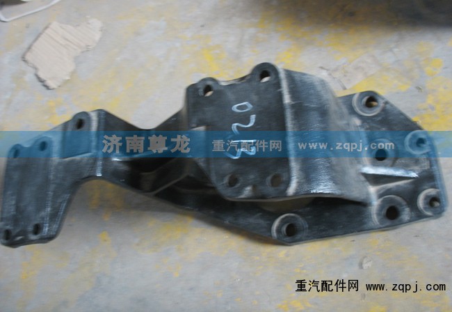 DZ9100470213,陕汽德龙方向机支架,济南尊龙(原天盛)陕汽配件销售有限公司