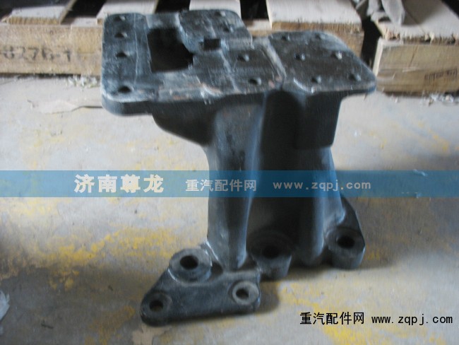 DZ95259470029,陕汽德龙方向机支架总成,济南尊龙(原天盛)陕汽配件销售有限公司