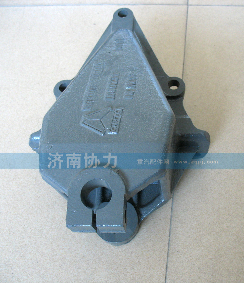 STR前簧前支架WG9100520010/WG9100520010
