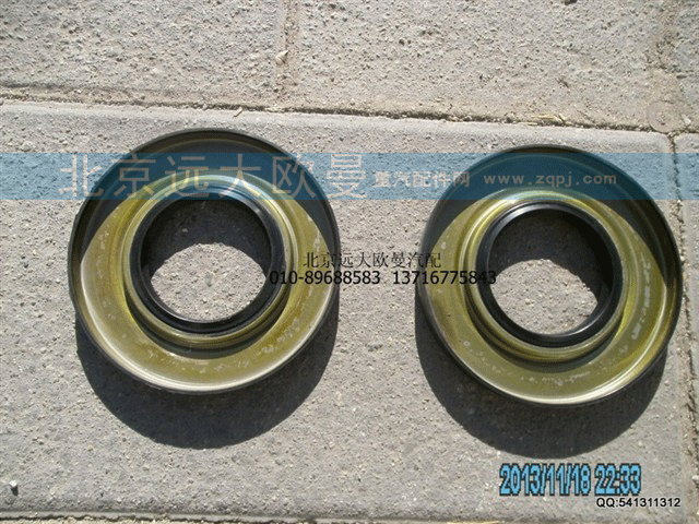 2400009-HF18040FT 半轴油封