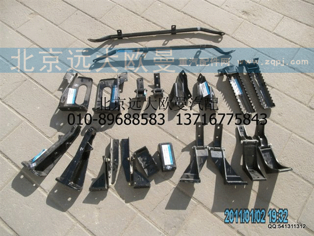 H4507010106A0 右衬板前支架总成