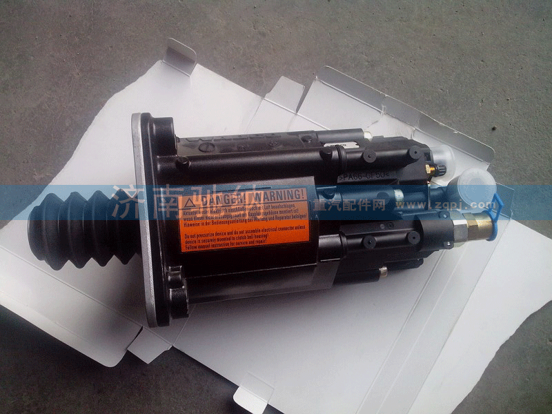 WG9700230035 离合器分泵