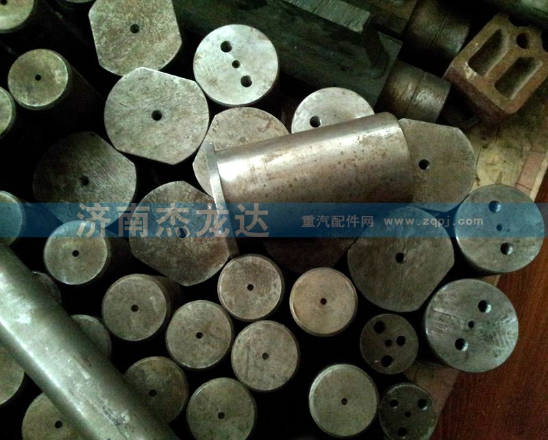 ,举升缸推杆轴销,济南杰龙达重型汽车有限公司