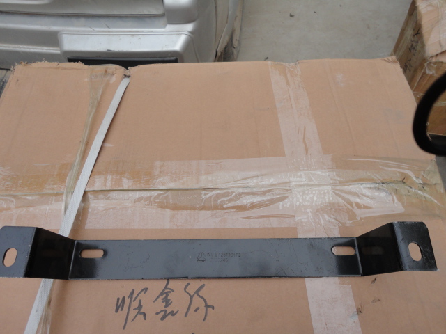 WG9725190177,进气道支架,郑州卡夫曼汽车配件销售有限公司