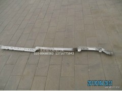 1B24953004098,仪表台骨架,北京远大欧曼汽车配件有限公司