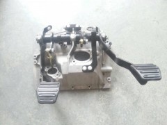 DZ92189230310,组合踏板总成,济南嘉磊汽车配件有限公司(原济南瑞翔)