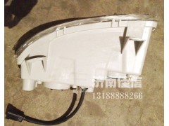 AZ9525720011,左前雾灯远光灯总成,济南同驰汽车配件有限公司