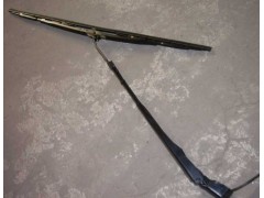 WG1646741010,右置雨刮臂及刮片总成,济南仰山重型汽车配件有限公司