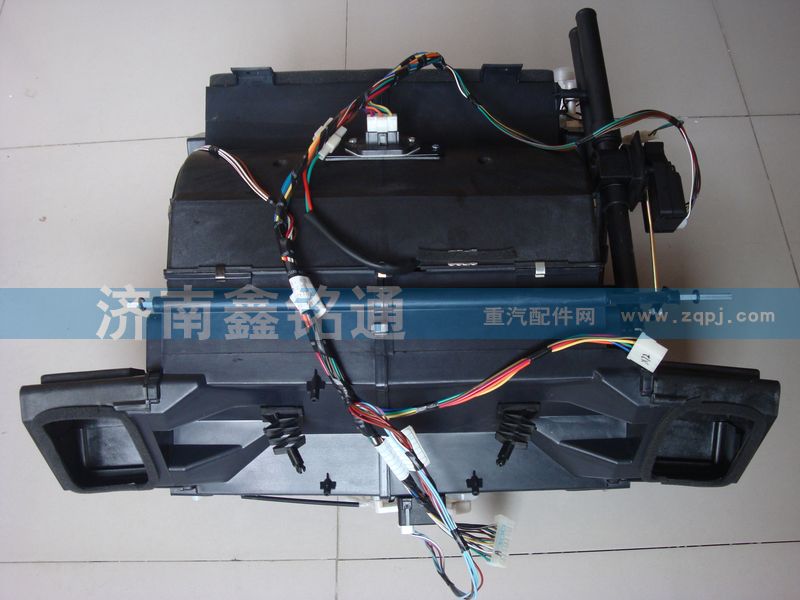 重汽金王子電動(dòng)空調(diào)暖風(fēng)機(jī)總成  AZ1608840045/AZ1608840045