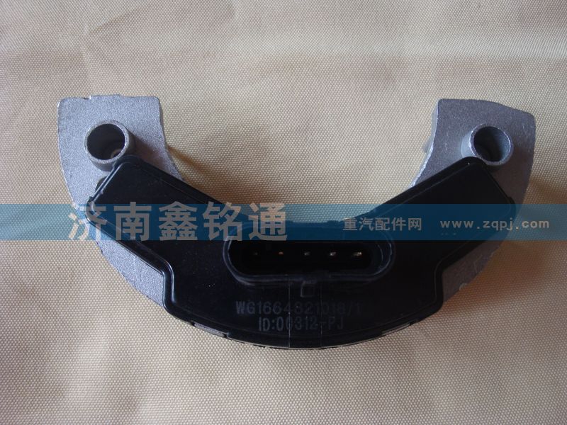 重汽豪沃A7暖風電阻調(diào)速塊/WG1664821018