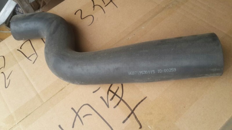 WG9719530115 散熱器進(jìn)水管(鋁水箱)/WG9719530115 散熱器進(jìn)水管(鋁水箱)