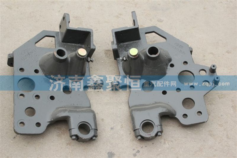 HOWO 08款 前懸翻轉支架 右 WG1642430232/WG1642430232