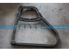 WG9719930316,HOWO 前轮后挡泥板支架 方管,济南鑫聚恒汽车配件有限公司